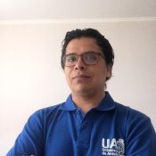 JOSÉ FLORES